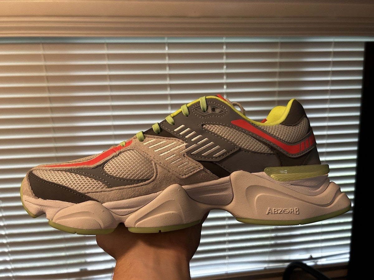 The selected region features the New Balance DTLR x 9060 'Glow'