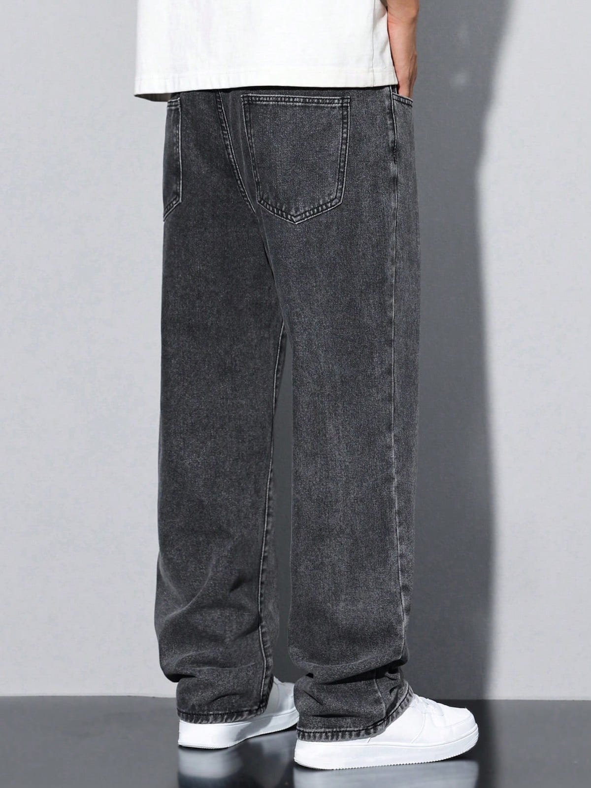 BLACK DENIM