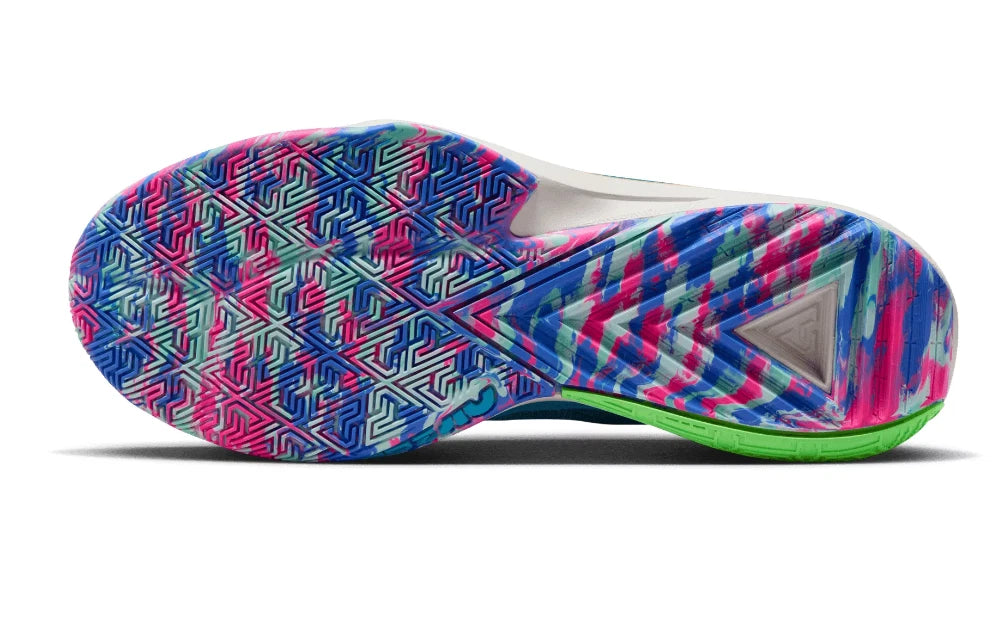 NIKE ZOOM FREAK 5