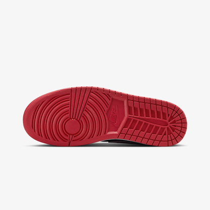 NIKE AIR JORDEN 1  VARSITY RED
