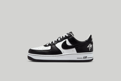 NIKE AIR FORCE 1 LOW "TERROR SQUARD"