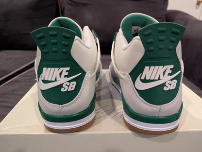 Jorden 4 retro SB GREEN