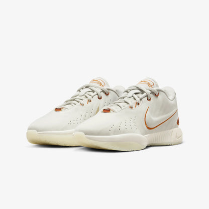 Nike LeBron XXI
