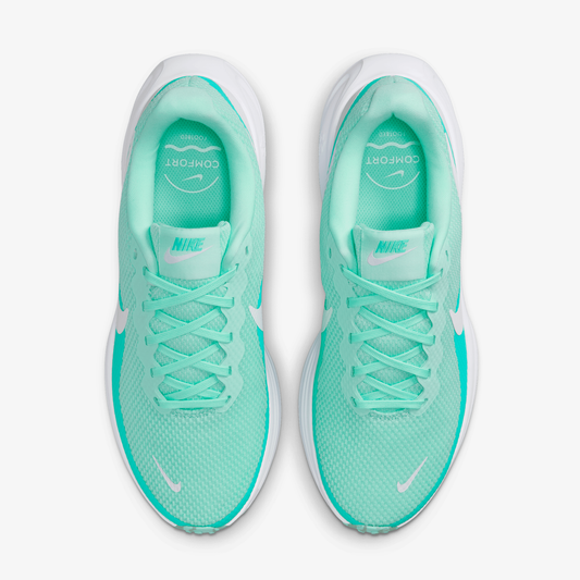 NIKE REVOLUTION 8